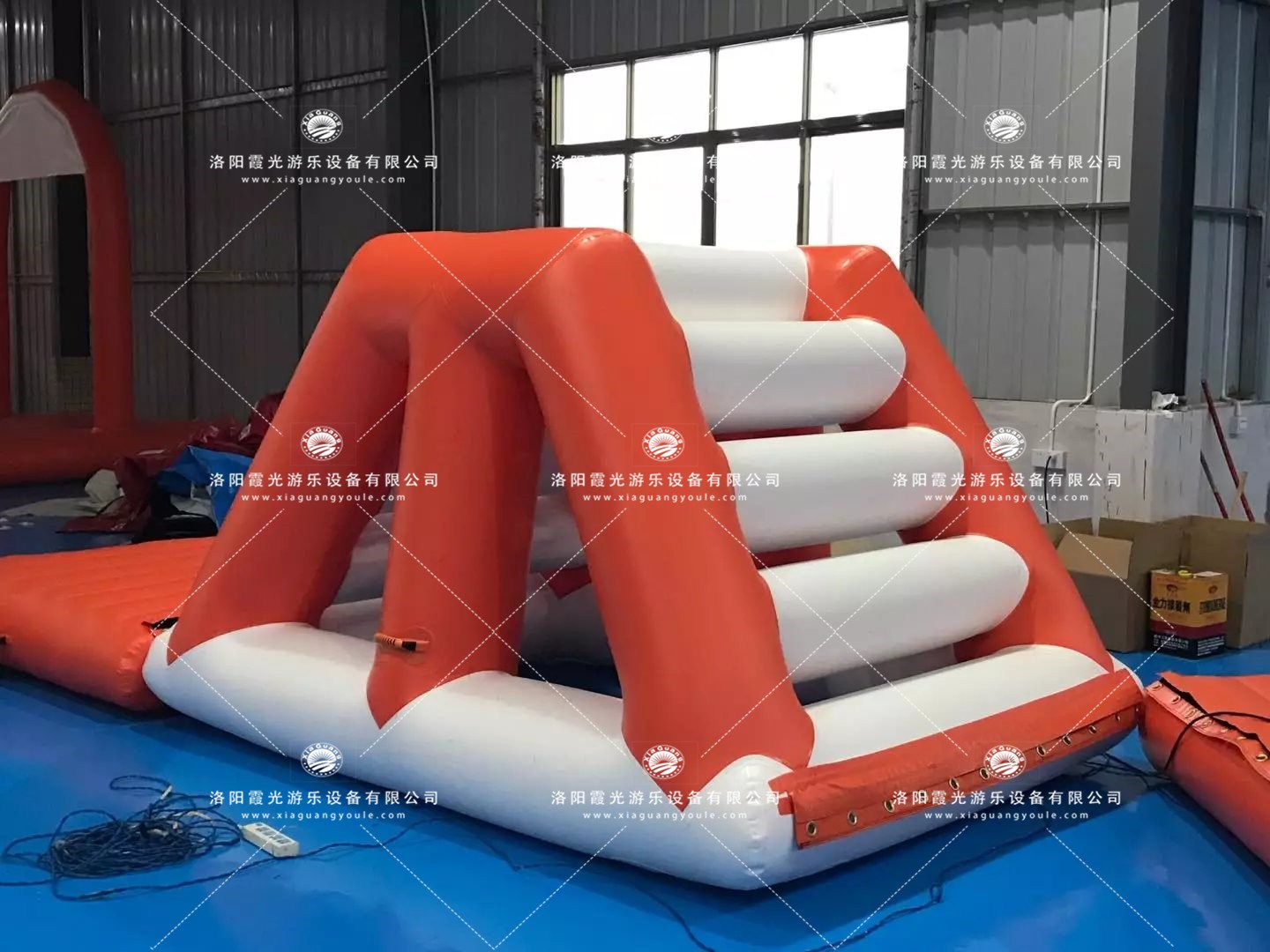 东光水上闯关设施